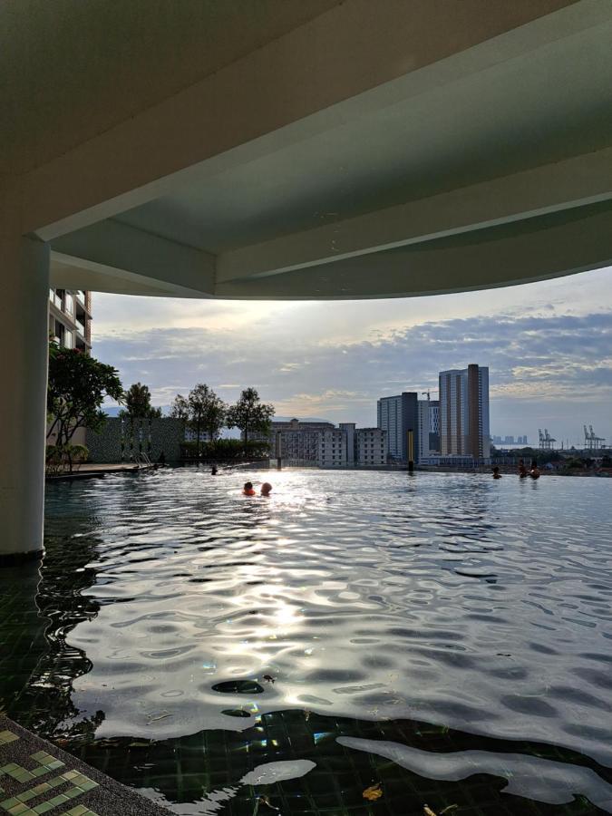 Woodsbury Suites Ikea House Butterworth Penang Exterior foto