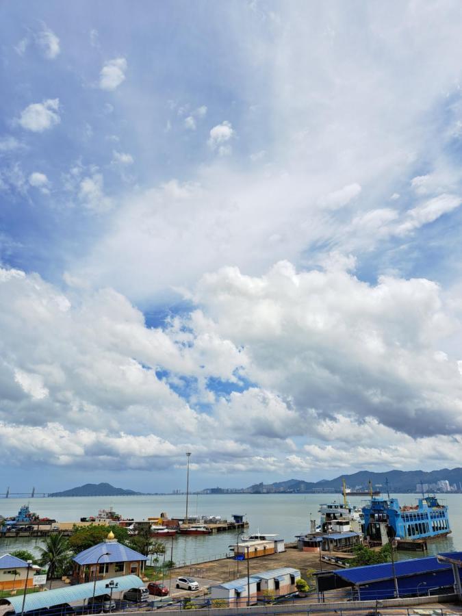 Woodsbury Suites Ikea House Butterworth Penang Exterior foto